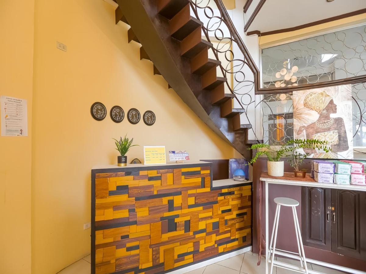 Oyo 759 Royal South Garden Suites Tagaytay City Kültér fotó