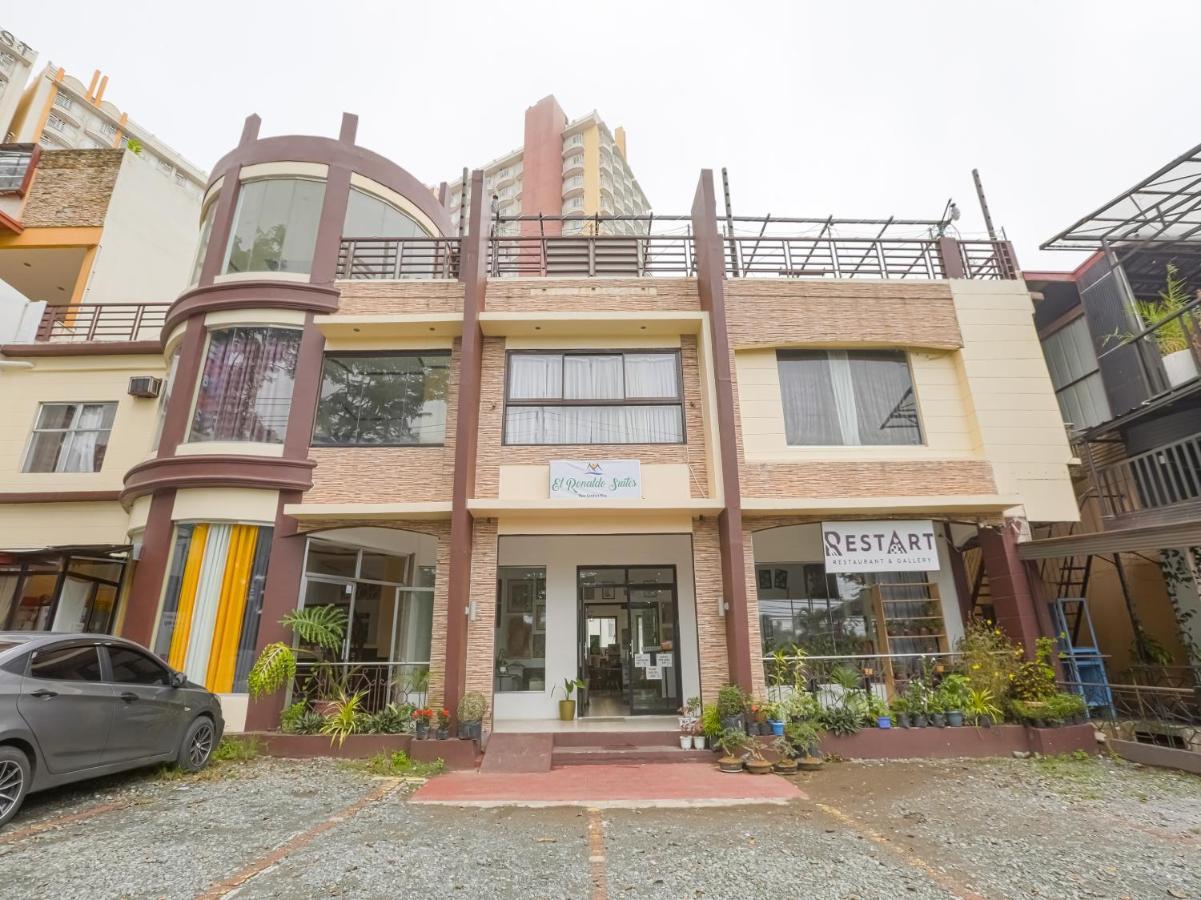 Oyo 759 Royal South Garden Suites Tagaytay City Kültér fotó